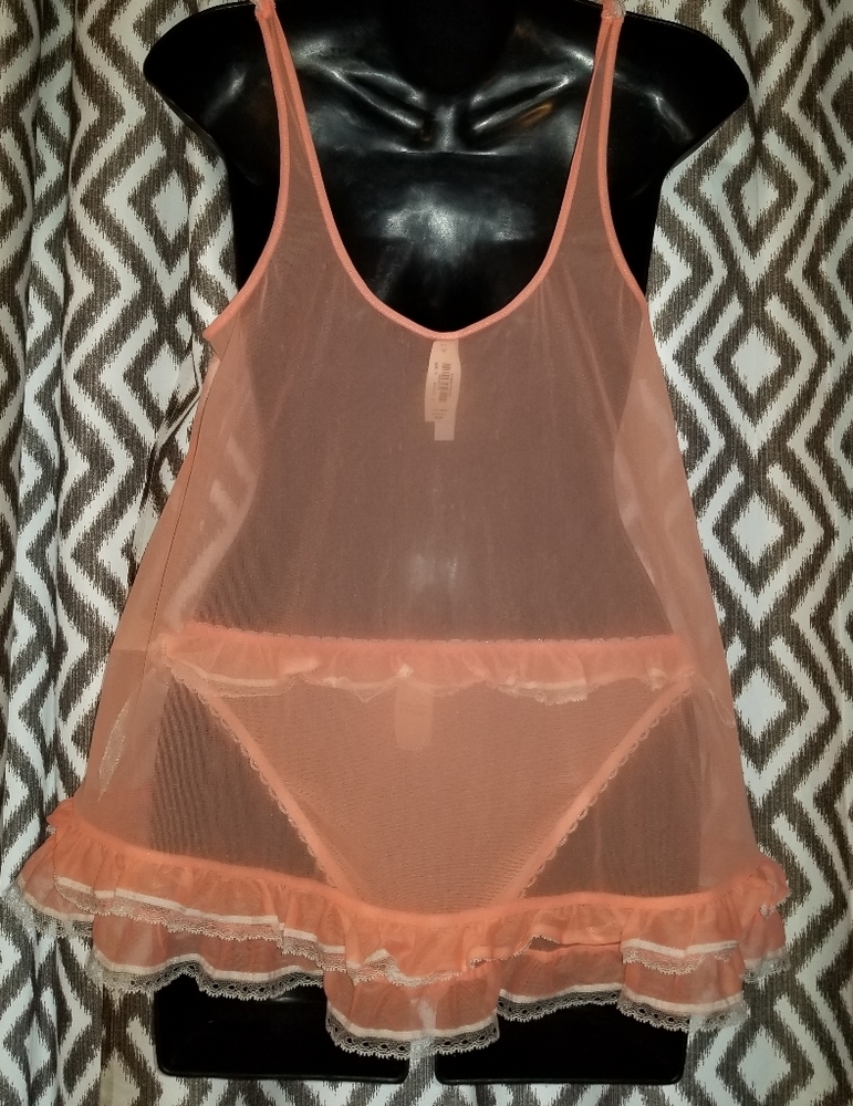 VICTORIA’S SECRET Mesh Lingerie Set - Picture 2 of 6